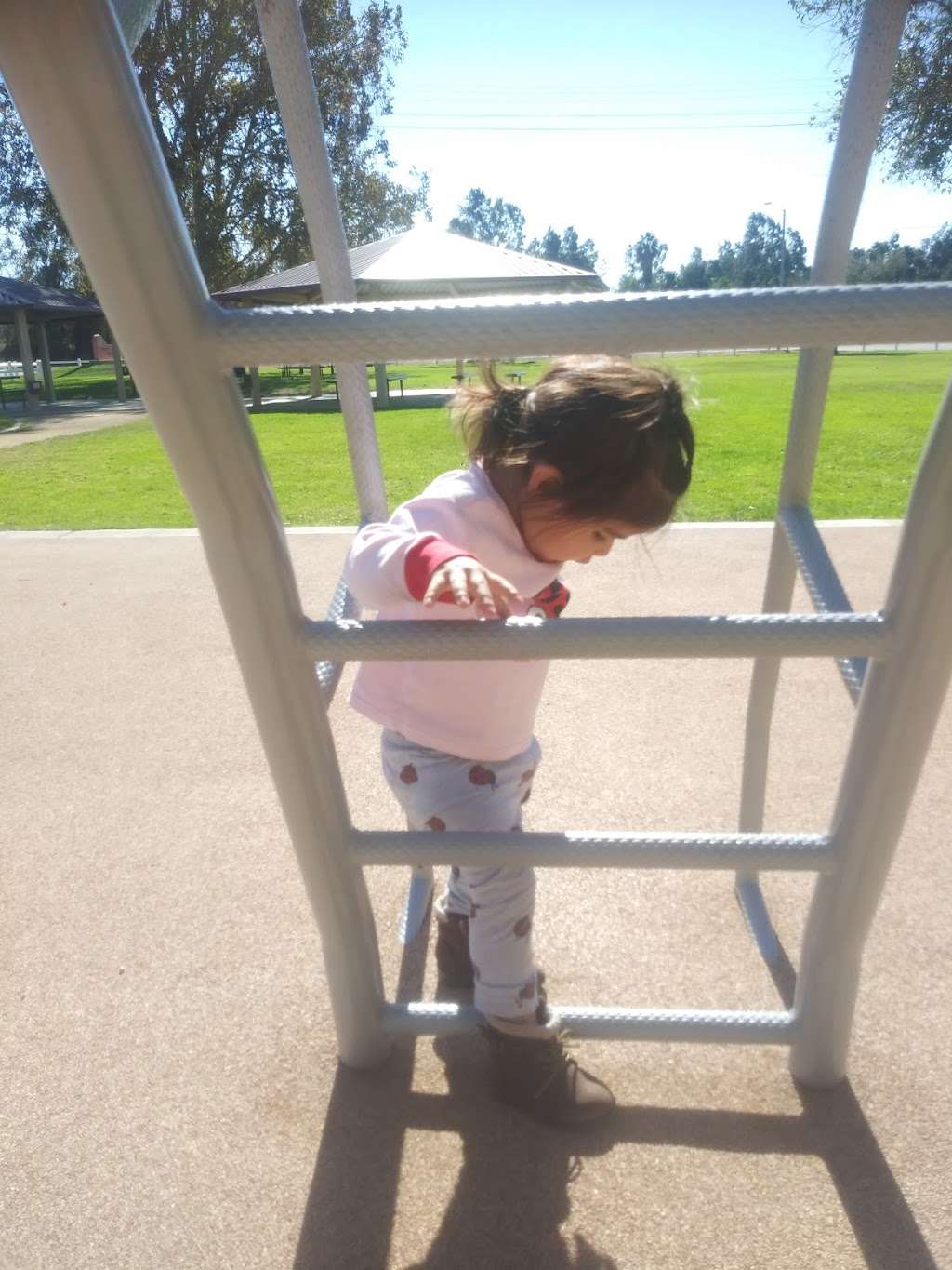 Agate Park | 8623 Jurupa Rd, Jurupa Valley, CA 92509, USA | Phone: (951) 361-2090