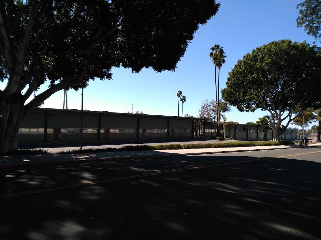 Balboa Middle School | 247 S Hill Rd, Ventura, CA 93003 | Phone: (805) 289-1800