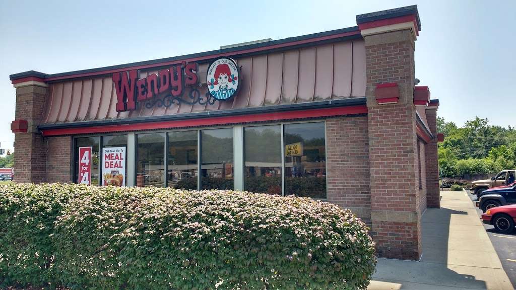 Wendys | 280 W, State Rd 46, Spencer, IN 47460, USA | Phone: (812) 829-2551