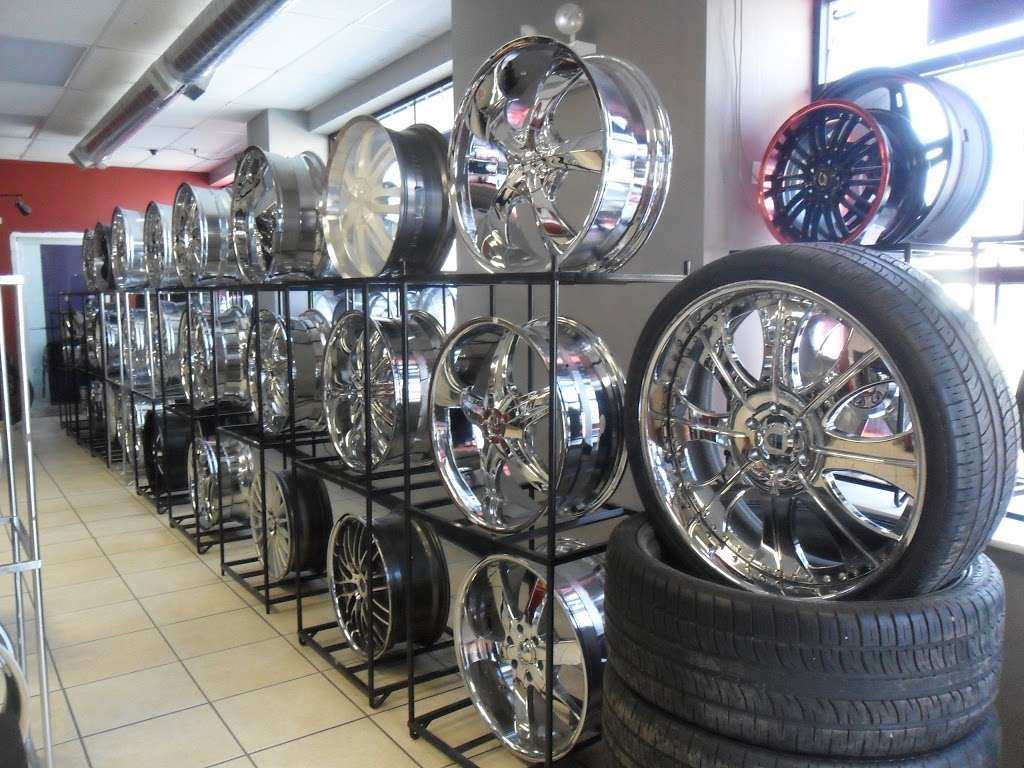 A Gomez Tires & Wheels Inc #2 | 5245 W Grand Ave, Chicago, IL 60639, USA | Phone: (773) 887-5024