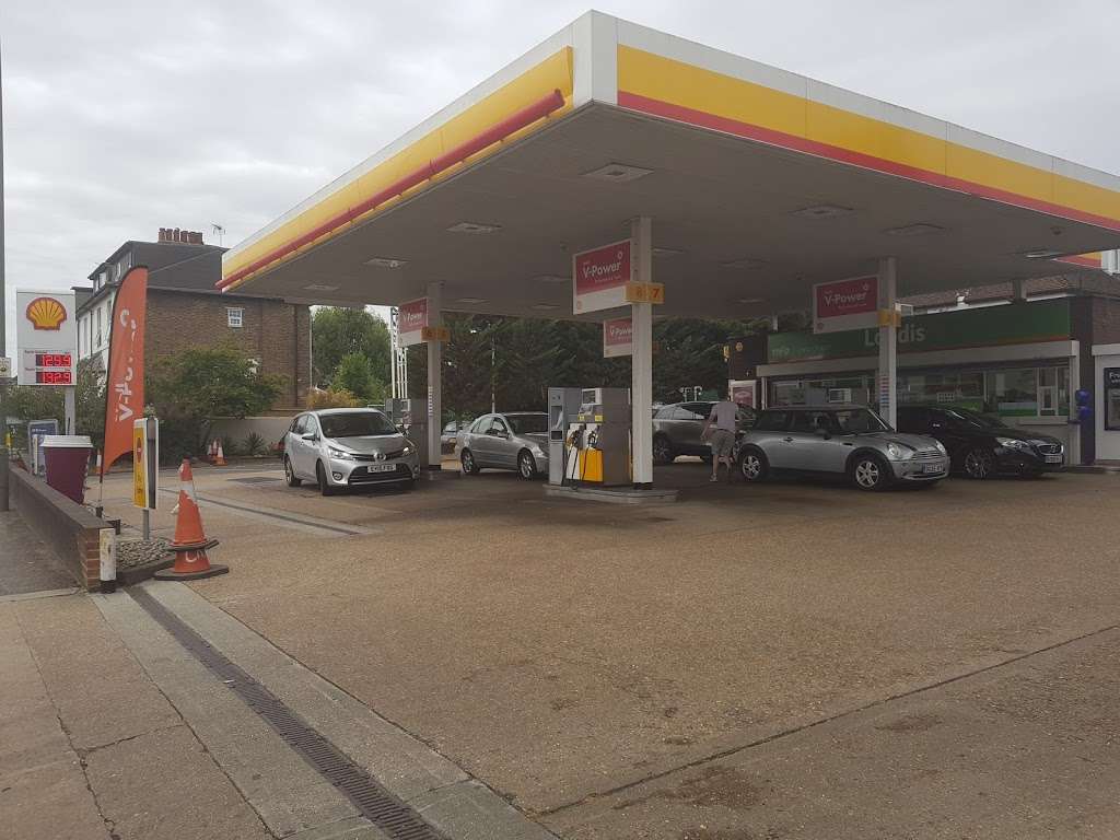 Shell | 122 Portsmouth Rd, Thames Ditton KT7 0XF, UK | Phone: 020 8398 7978