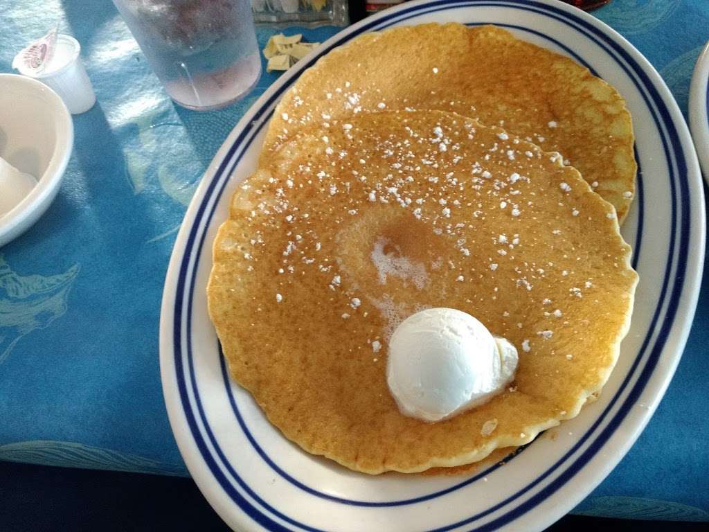 Fishin Pier Grille | 32nd, Avalon, NJ 08202