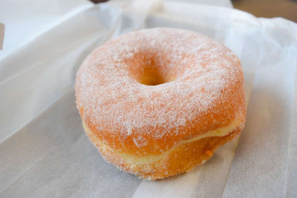 Blinkies Donut Emporium | 4884 Topanga Canyon Blvd, Woodland Hills, CA 91364, USA | Phone: (818) 884-4456