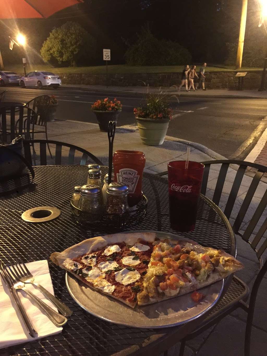 Newtown Pizza | 231 N Sycamore St, Newtown, PA 18940 | Phone: (215) 504-2232