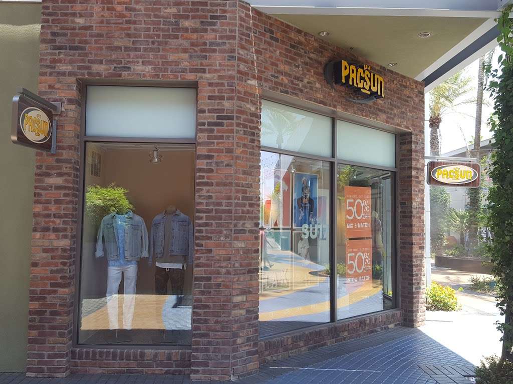 PacSun | 2000 E Rio Salado Pkwy, Tempe, AZ 85281 | Phone: (480) 921-5468