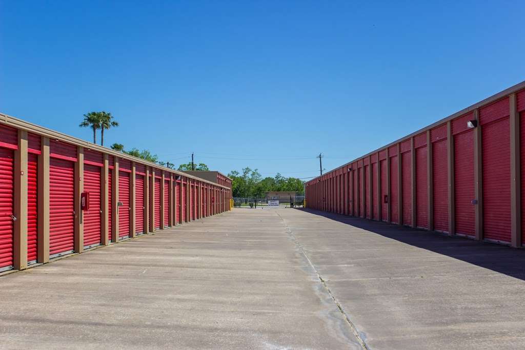 Move It Self Storage - Kemah | 525 Cien Rd, Kemah, TX 77565 | Phone: (713) 450-4250