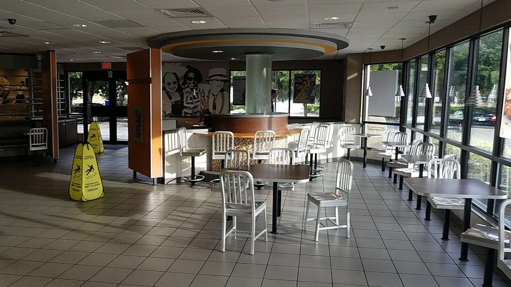 McDonalds | 630 N University Dr, Coral Springs, FL 33071, USA | Phone: (954) 344-2622