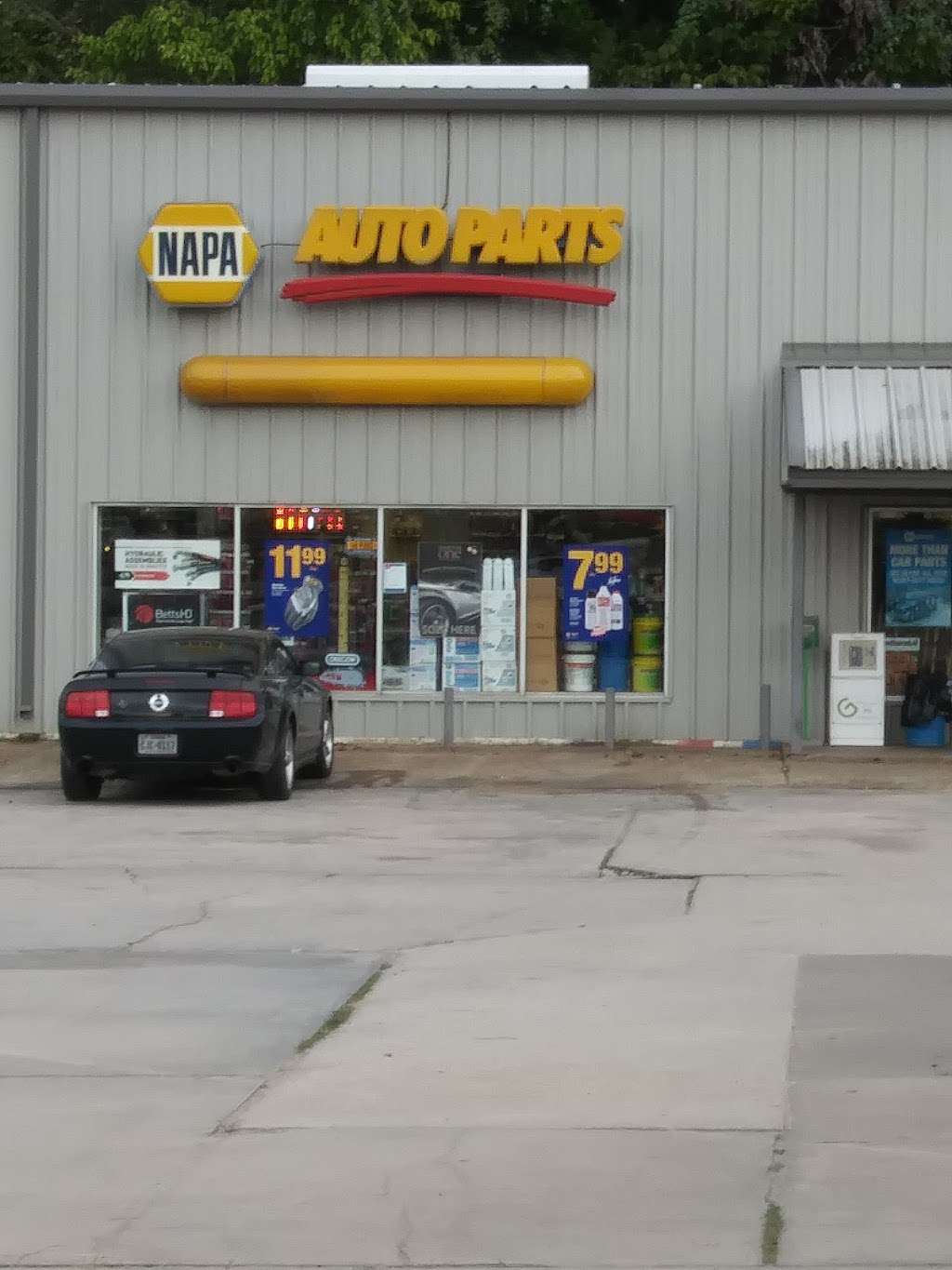 NAPA Auto Parts - Whitener Auto Parts | 1016 E Houston St, Cleveland, TX 77327, USA | Phone: (281) 592-2684