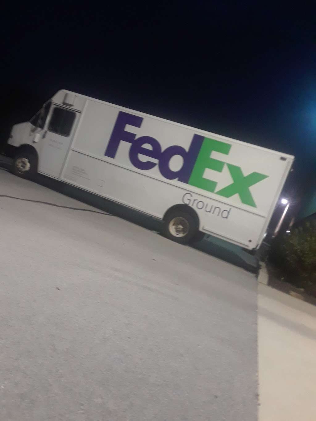 FedEx Ground | 10301 Bennett Pkwy, Zionsville, IN 46077, USA | Phone: (800) 463-3339