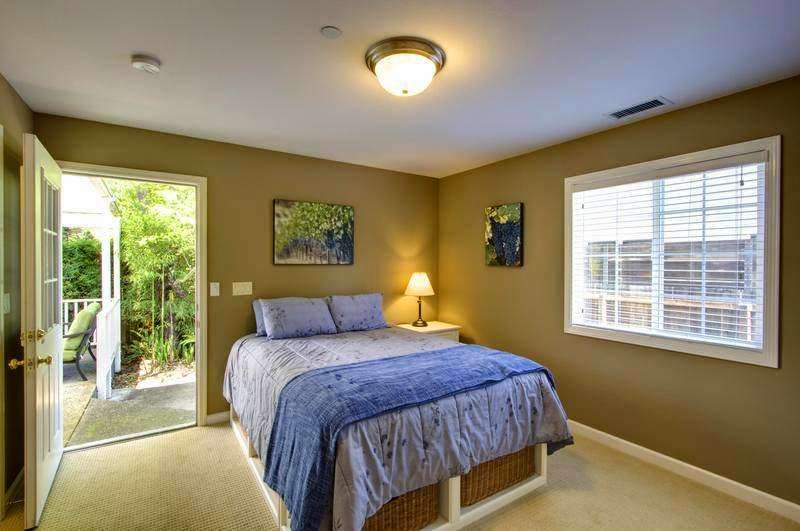 Sonoma Square Cottage Vacation Rental House | 785 Austin Ave, Sonoma, CA 95476, USA | Phone: (707) 939-5785