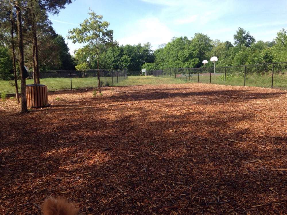 South Riding Dog Park | South Riding, VA 20152, USA
