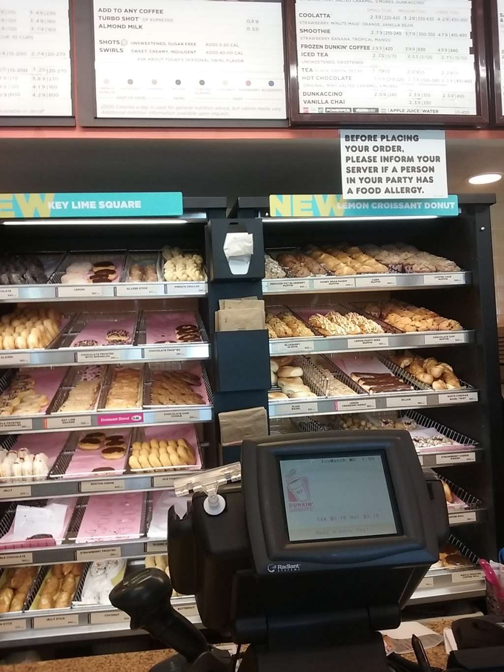 Dunkin | 1113 Central Ave, Pawtucket, RI 02861, USA | Phone: (401) 722-7177