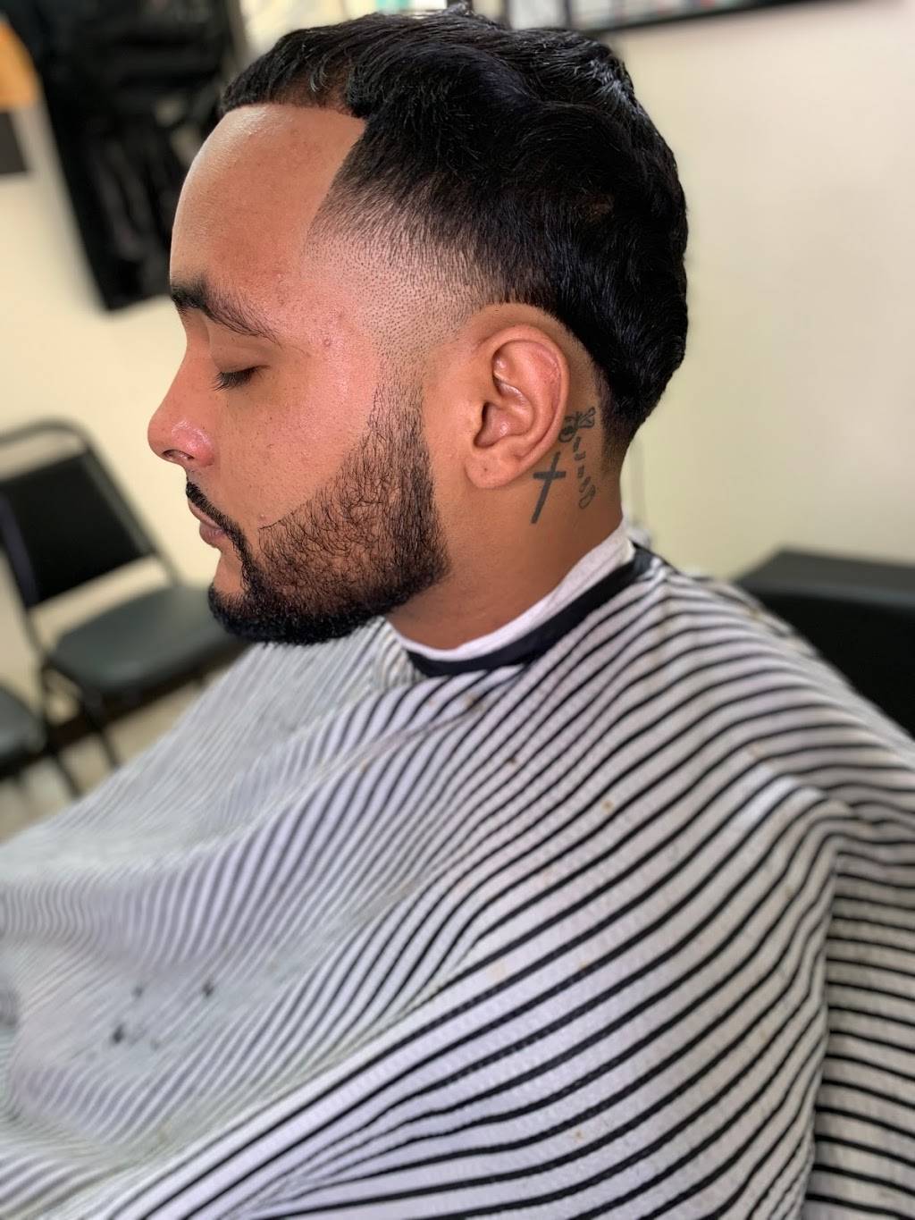 Above The Average Barber | 805 Washington Dr Ste C1, Arlington, TX 76011, USA | Phone: (817) 353-0968