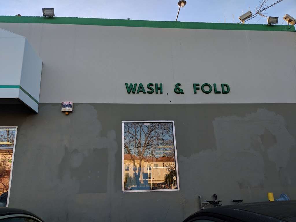 Family Wash | 1906 El Camino Real, Redwood City, CA 94063, USA | Phone: (650) 299-9511