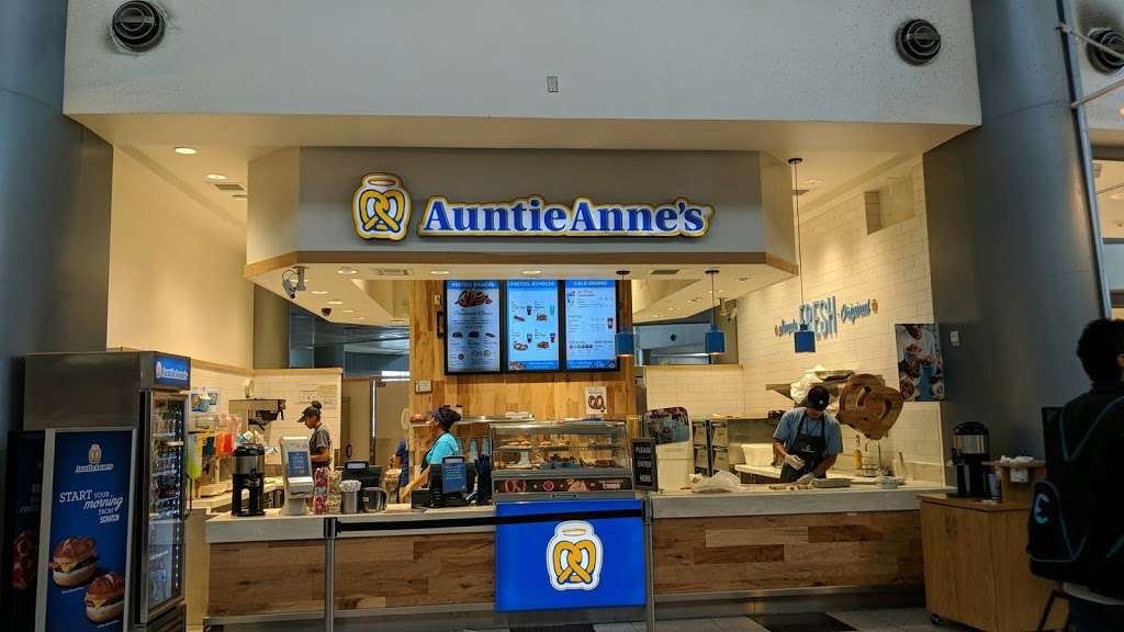 Auntie Annes | 5757 Wayne Newton Boulevard, Las Vegas, NV 89119, USA