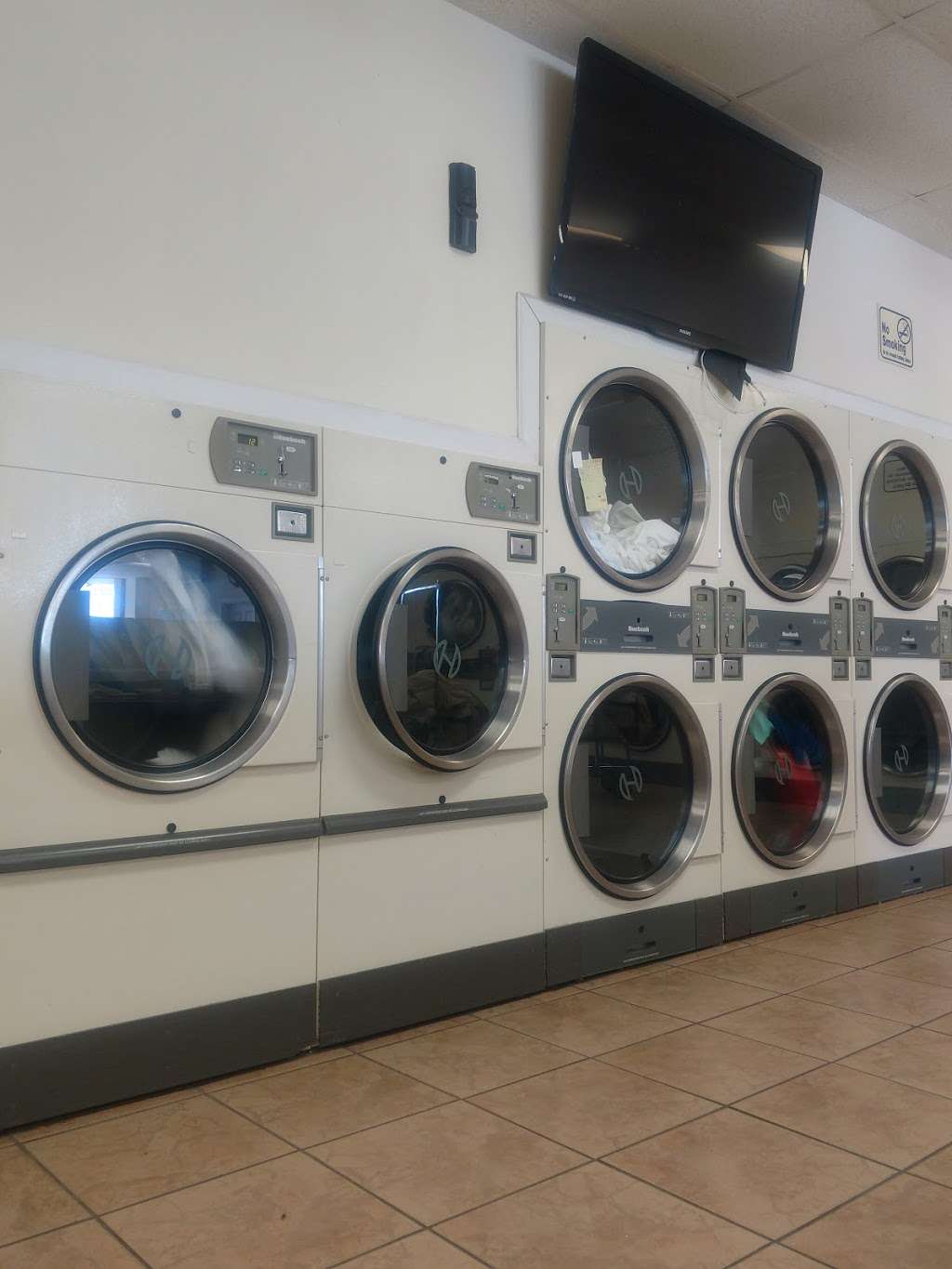 Franz Cleaners & Washateria | 5701 Franz Rd, Katy, TX 77493 | Phone: (281) 392-2022