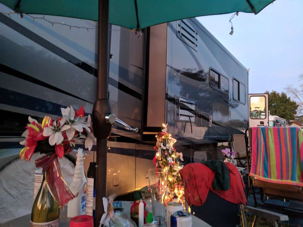 Haselton Village 14 Coral St, Eustis, FL 32726