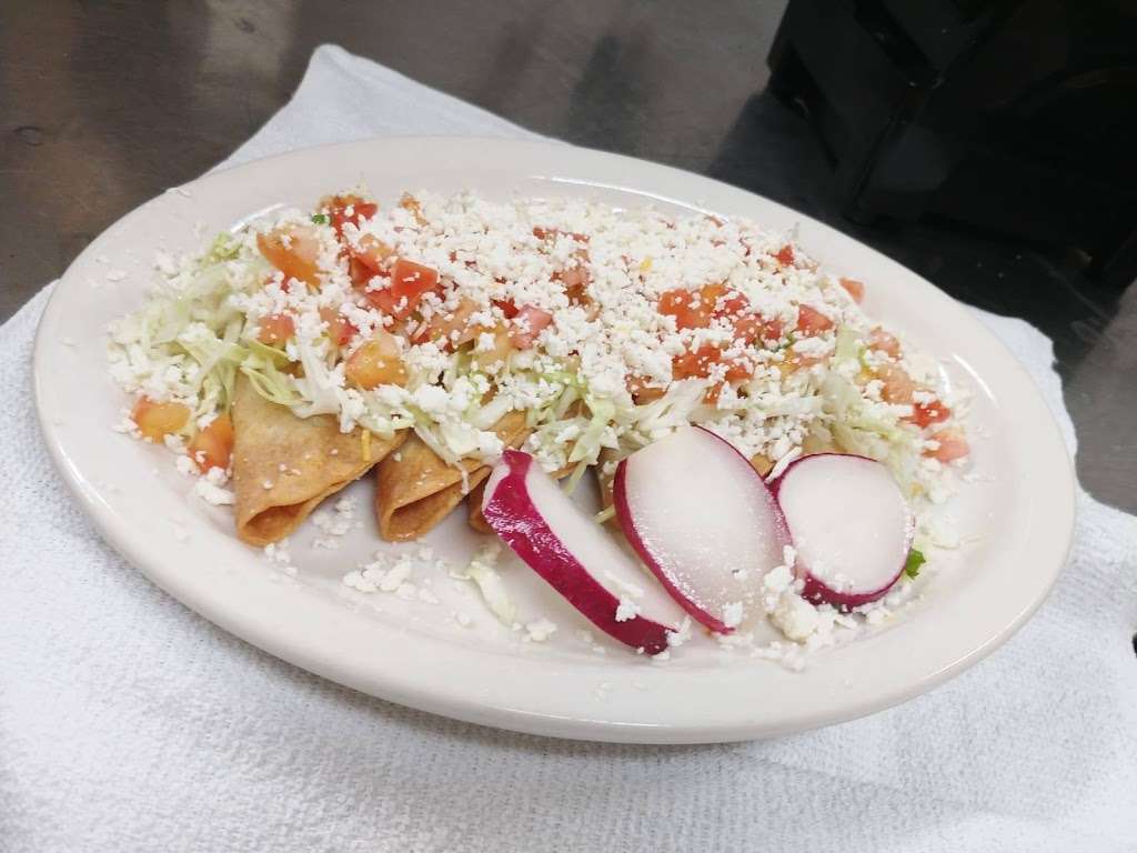 Fresco Grill | Mexican Restaurant | 11416 Chamberlaine Way, Adelanto, CA 92301, USA | Phone: (760) 530-2800