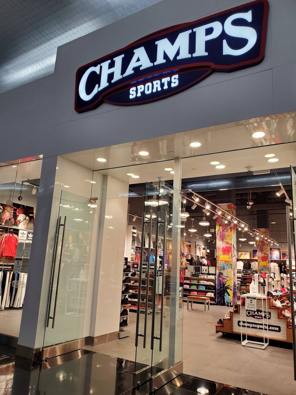 Champs Sports | 3663 S Las Vegas Blvd, Las Vegas, NV 89109, USA | Phone: (702) 693-6996