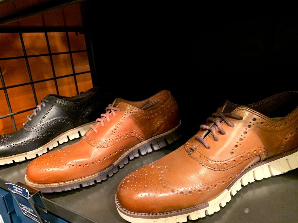 Cole Haan Outlet | 651 Kapkowski Rd Suite 2432, Elizabeth, NJ 07201, USA | Phone: (908) 994-1200