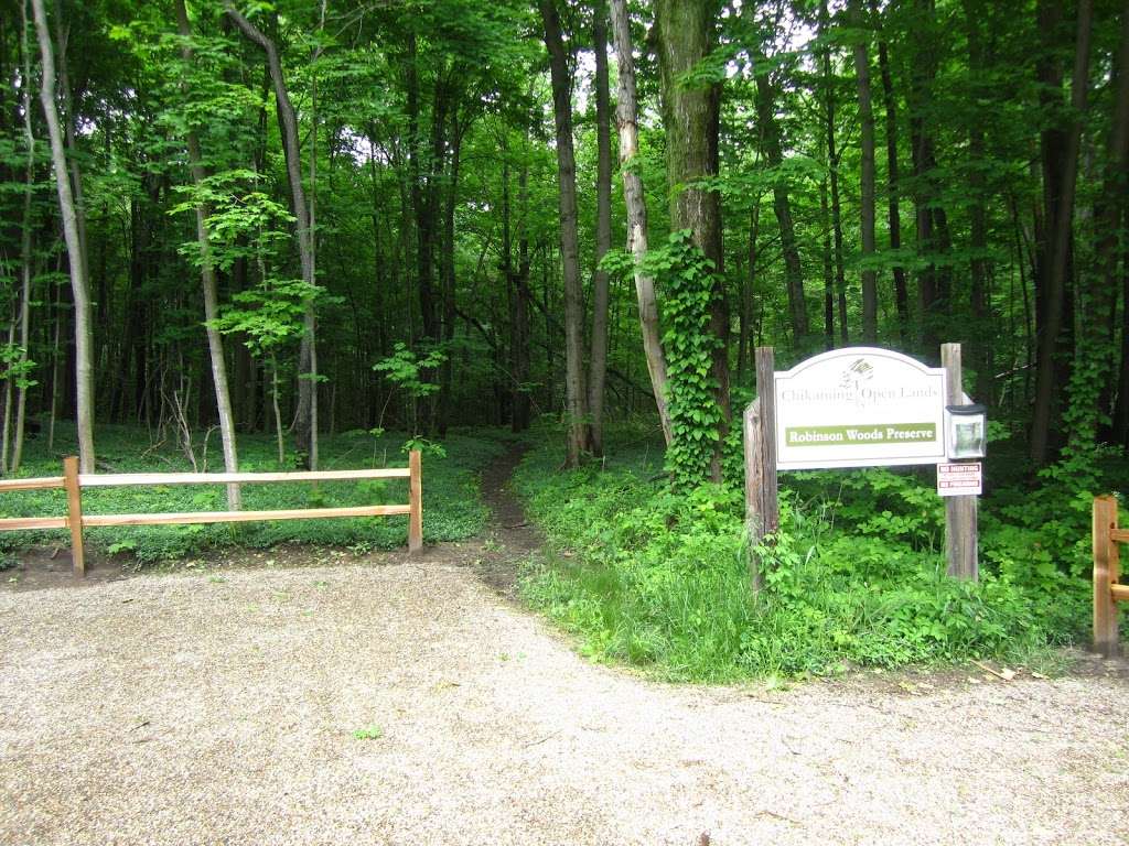 Robinson Woods Preserve | 7869-8207 W East Rd, Three Oaks, MI 49128, USA | Phone: (269) 405-1006