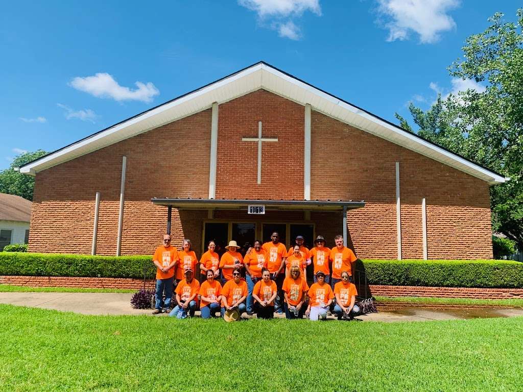 Prairie Creek Baptist Church | 1013 Dowdy Ferry Rd, Dallas, TX 75217, USA | Phone: (214) 398-8223