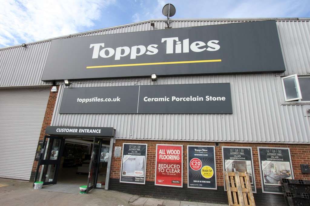 Topps Tiles Croydon Thornton | Unit C10 190-200 Thornton Rd, Peall Road, Croydon CR0 3EX, UK | Phone: 020 8684 1867