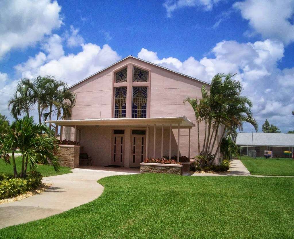 Iglesia Bautista Casa de Bendicion | 7479 Overlook Rd, Lantana, FL 33462, USA | Phone: (561) 281-3007