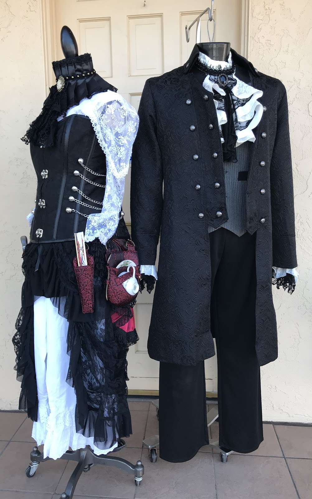 Costume Annex-A Walk Thru Time Vintage | 850 Thousand Oaks Blvd, Thousand Oaks, CA 91360, USA | Phone: (805) 444-1012
