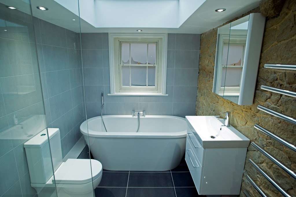 The Bathing Machine | 9 Godstone Rd, Caterham CR3 6RE, UK | Phone: 01883 330051