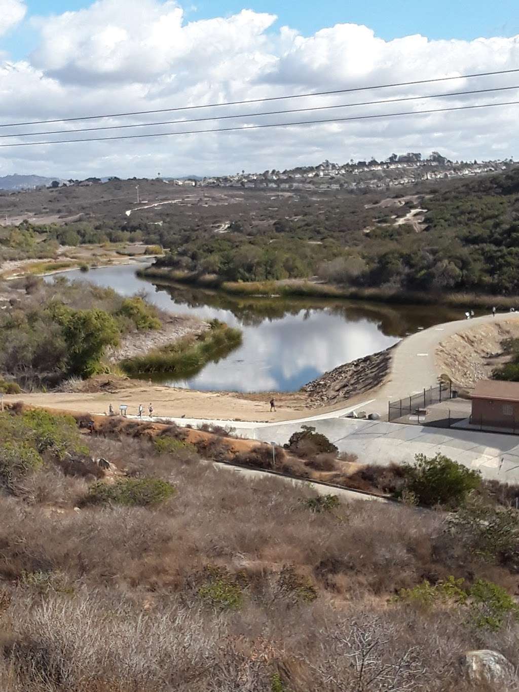 Lake Calavera Trail Head #2 | Tamarack Ave, Carlsbad, CA 92010, USA | Phone: (760) 936-3098