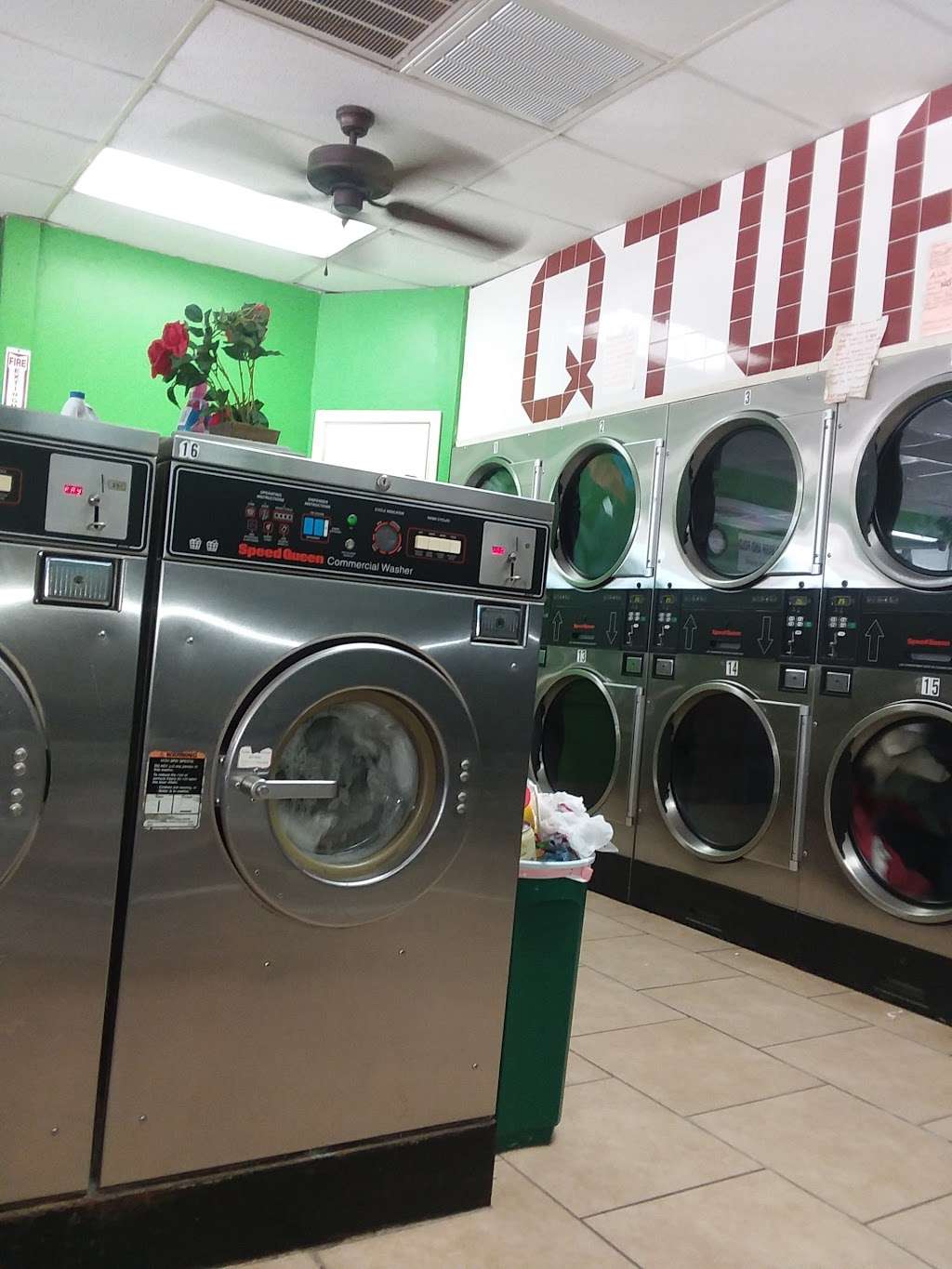 Q T Washateria | 15213 Woodforest Blvd, Channelview, TX 77530, USA | Phone: (281) 452-2628