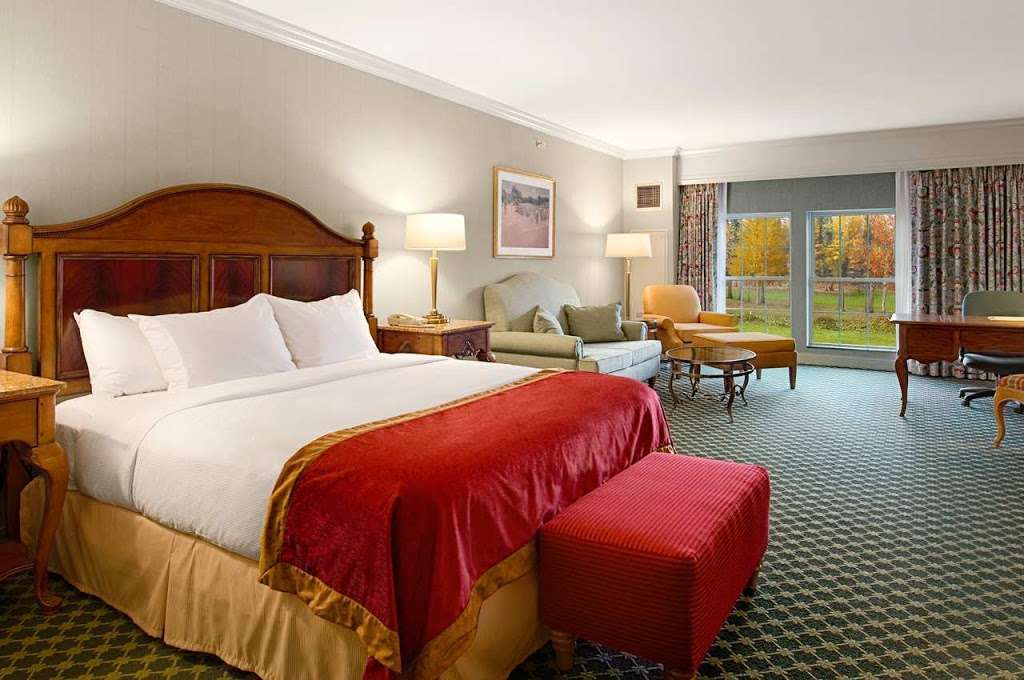 Hilton Pearl River | 500 Veterans Memorial Dr, Pearl River, NY 10965, USA | Phone: (845) 735-9000