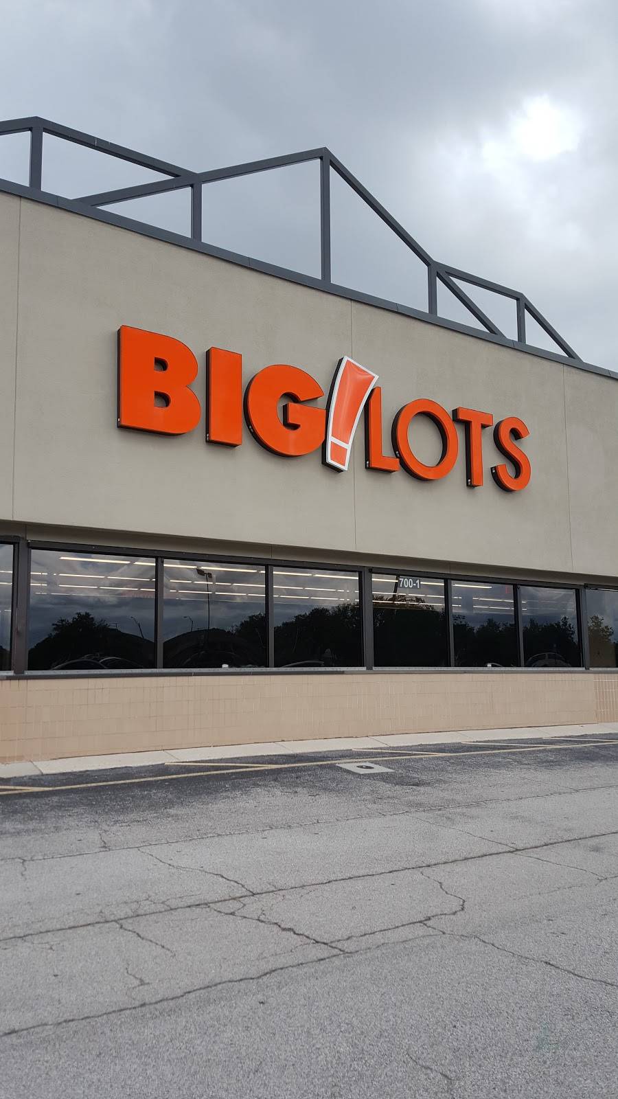 Big Lots | 700 Blanding Blvd #1, Orange Park, FL 32065, USA | Phone: (904) 272-2025