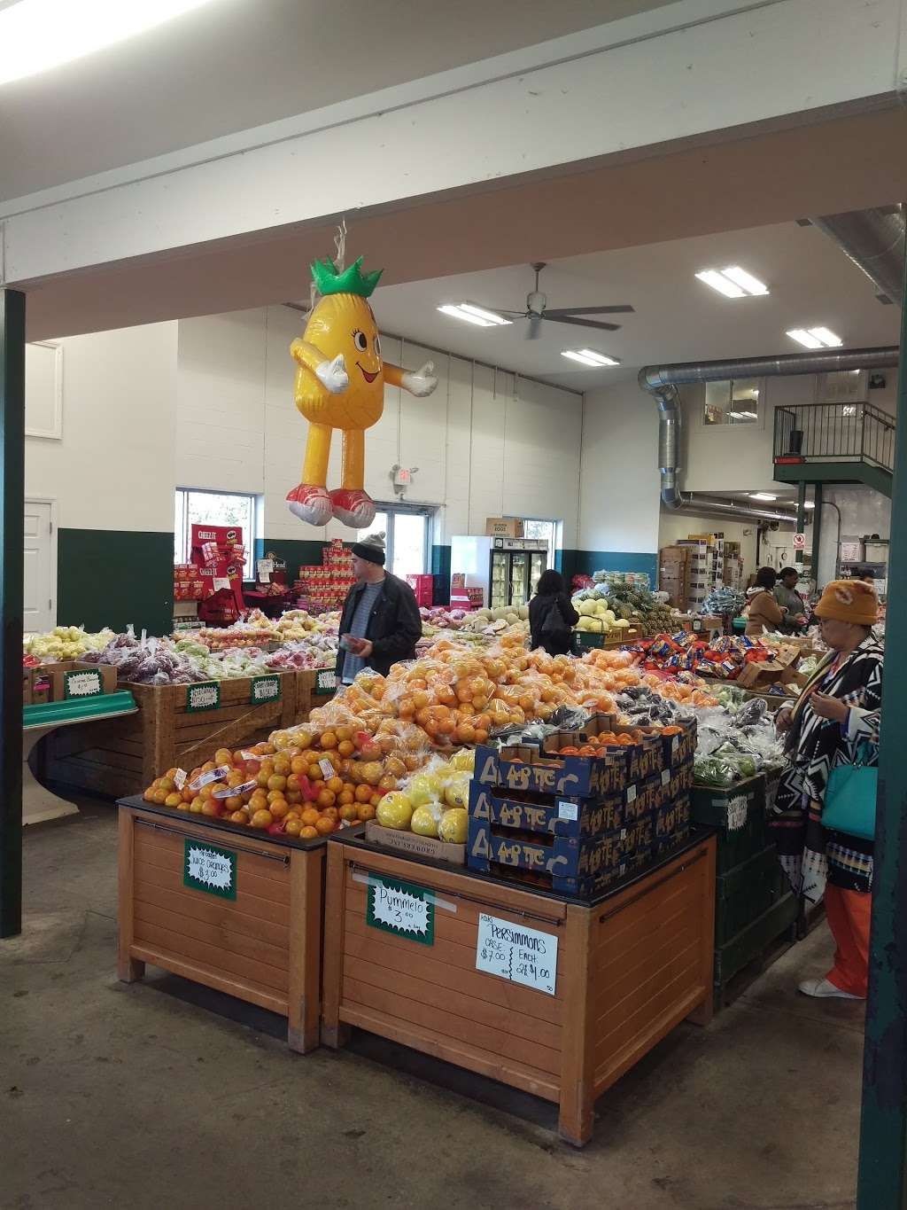 Verchio's Produce Outlet 272 Hurffville Cross Keys Rd, Sewell, NJ