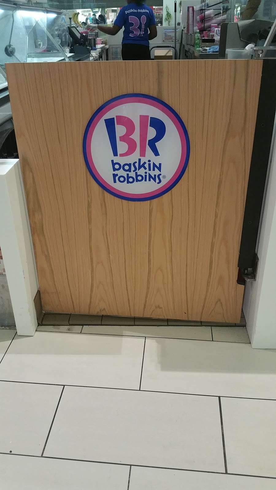 Baskin-Robbins | 6000 Sepulveda Blvd, Culver City Mall, Culver City, CA 90230, USA | Phone: (310) 397-2303