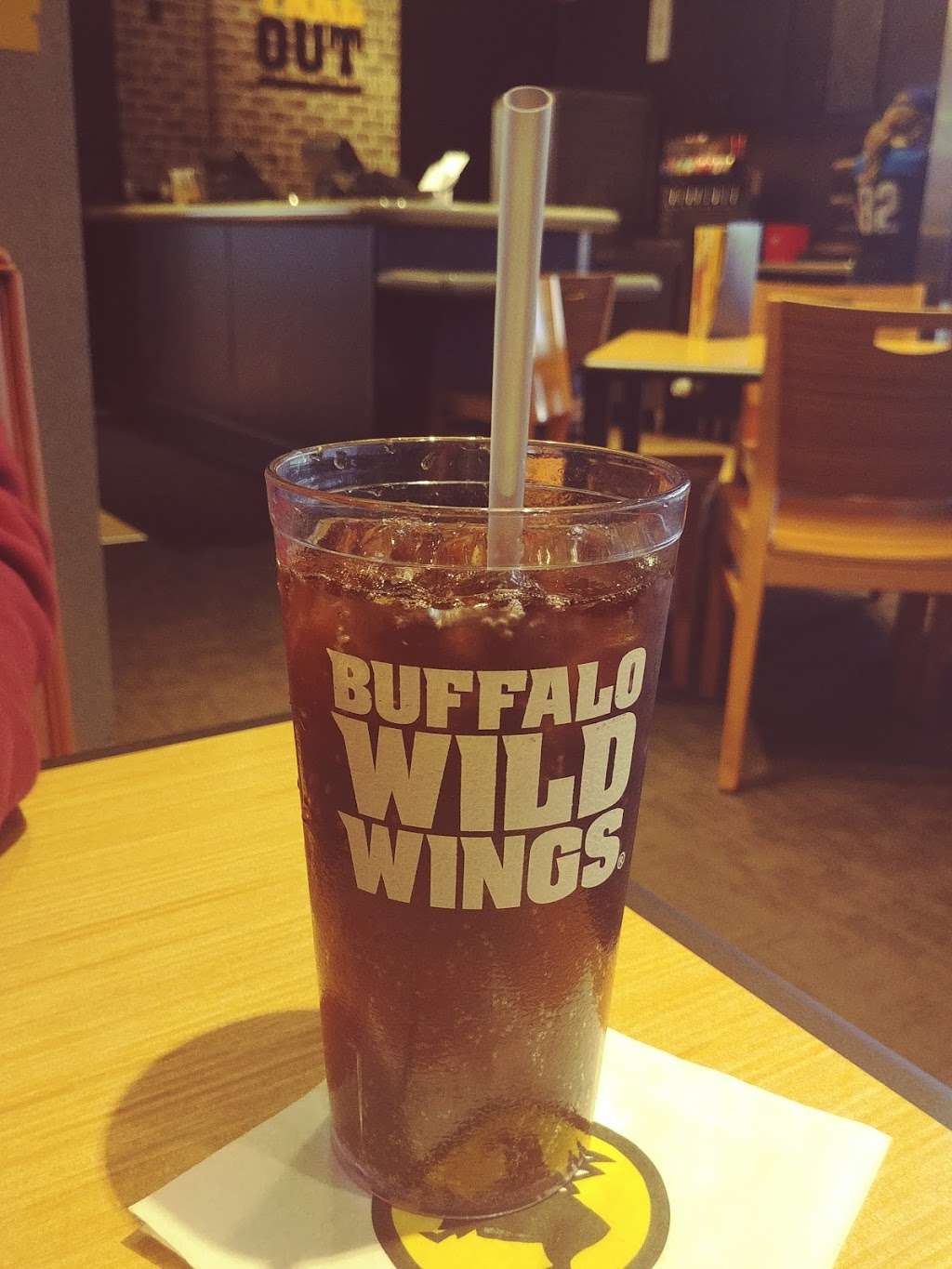 Buffalo Wild Wings | 414 Nelson Rd, New Lenox, IL 60451 | Phone: (815) 463-9333