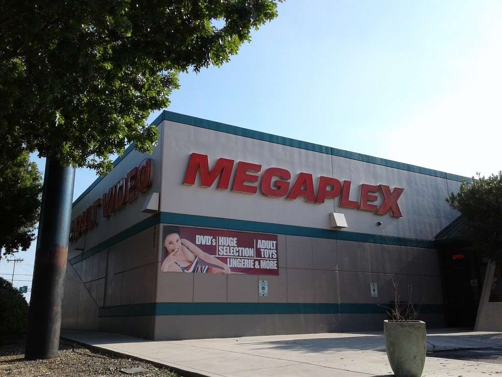 Adult Megaplex | 9405 N N Interstate 35, San Antonio, TX 78233, USA | Phone: (210) 657-9999