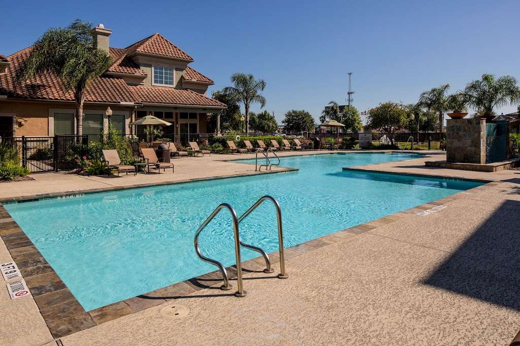 Emerson Park Apartment Homes | 1799 FM 528 Rd, Webster, TX 77598, USA | Phone: (281) 554-4333