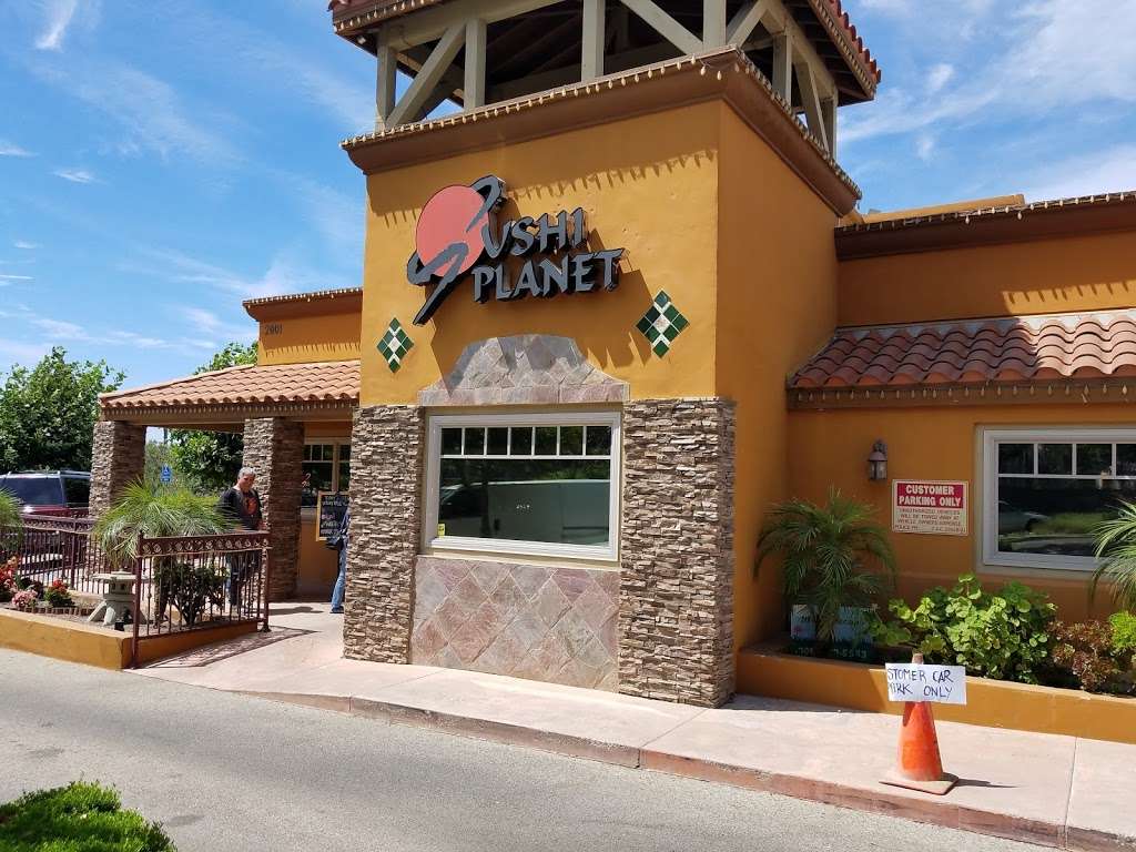 Sushi Planet Camarillo | 2001 Ventura Fwy, Camarillo, CA 93010, USA | Phone: (805) 383-7666