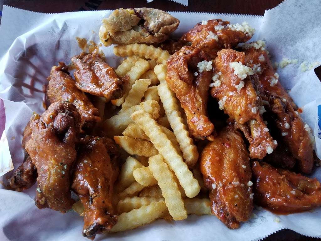 Wing King Cafe Fort Mill SC | 200 North Dobys Bridge Road #164, Fort Mill, SC 29715, USA | Phone: (803) 802-1888