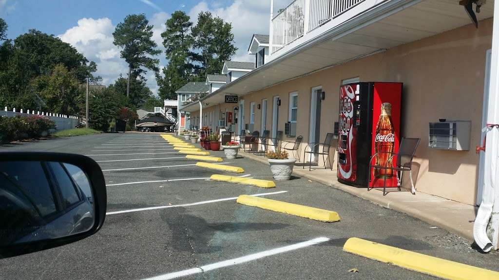 Wakefield Motel | 1513 Irving Ave, Colonial Beach, VA 22443, USA | Phone: (804) 224-7311