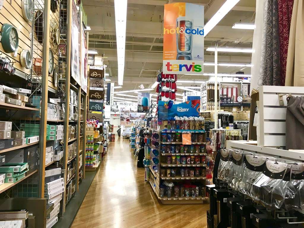 Bed Bath & Beyond | 1905 Calle Barcelona, Carlsbad, CA 92009, USA | Phone: (760) 635-8600