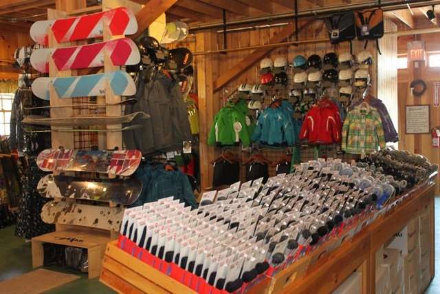 The Ski Barn | 166 Milk St, Westborough, MA 01581 | Phone: (508) 616-0333