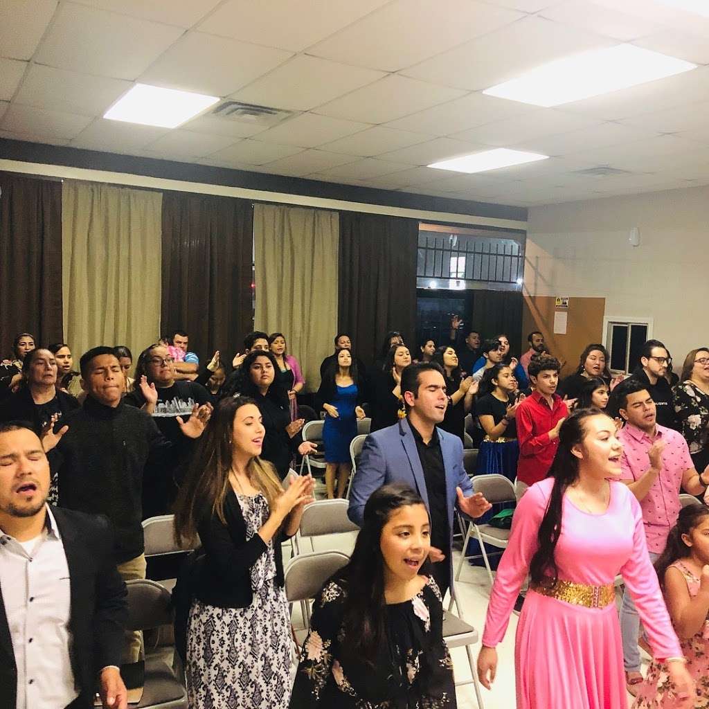 ministerio familias para cristo | 11243 Veterans Memorial Dr suite j, Houston, TX 77067, USA | Phone: (903) 908-4482