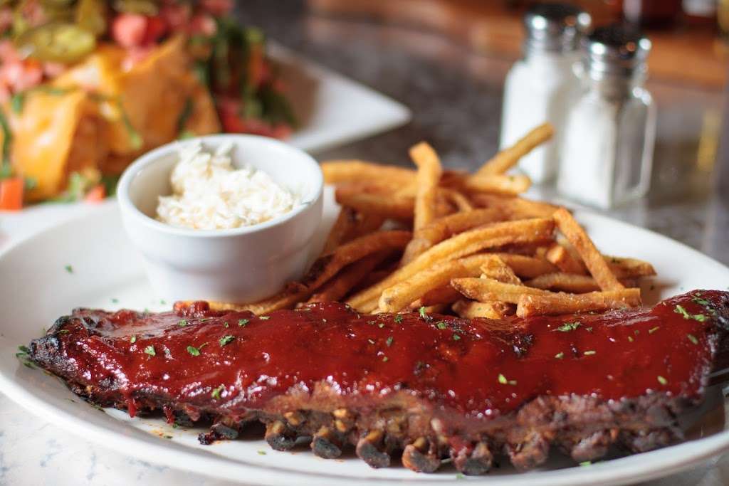 Long Valley Pub & Brewery at Restaurant Village | 1 Fairmount Rd, Long Valley, NJ 07853, USA | Phone: (908) 876-1122