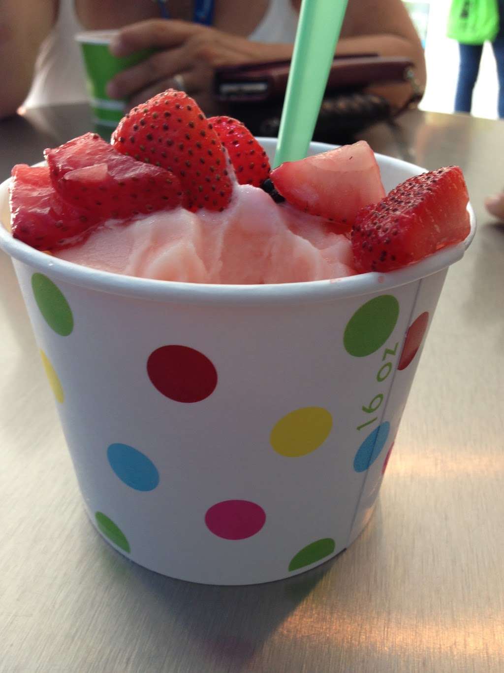 Coastal Frozen Yogurt | 108-19 Rockaway Beach Dr, Rockaway Park, NY 11694, USA | Phone: (718) 474-0700