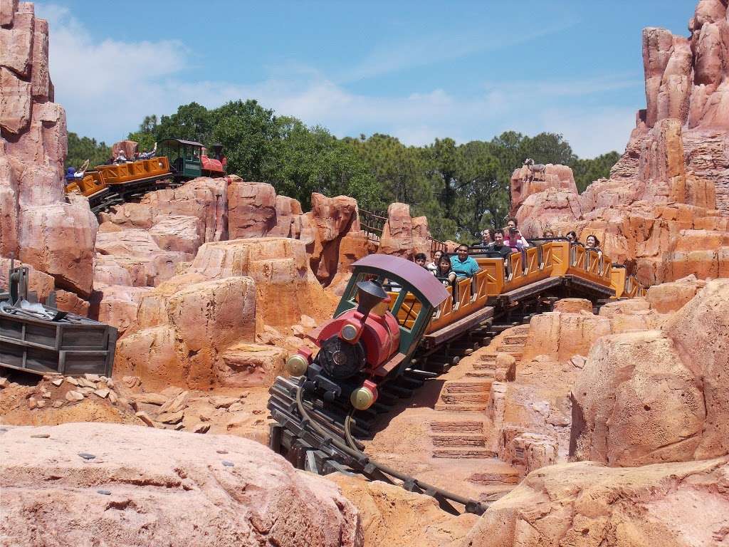 Big Thunder Mountain Railroad | Orlando, FL 32836, USA