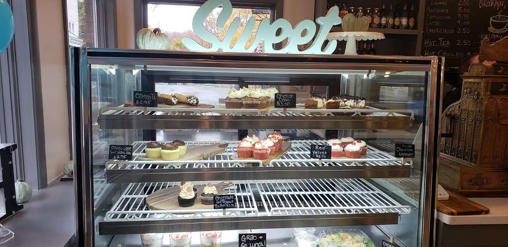 Christies Sweet Creations | 32 Smith Clove Rd, Central Valley, NY 10917, USA | Phone: (845) 827-6800