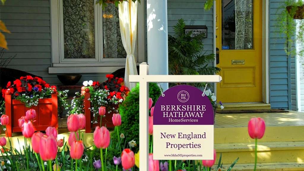 Berkshire Hathaway HomeServices New England Properties | 455 Post Rd, Darien, CT 06820, USA | Phone: (203) 655-5114